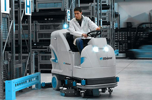 industrial cleaning by Rhino Dubai
